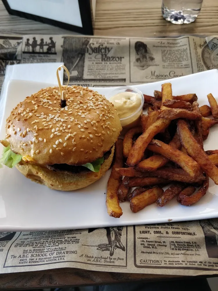 Cheeseburger Frites